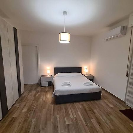 Apartment Garibaldi Pavia Luaran gambar