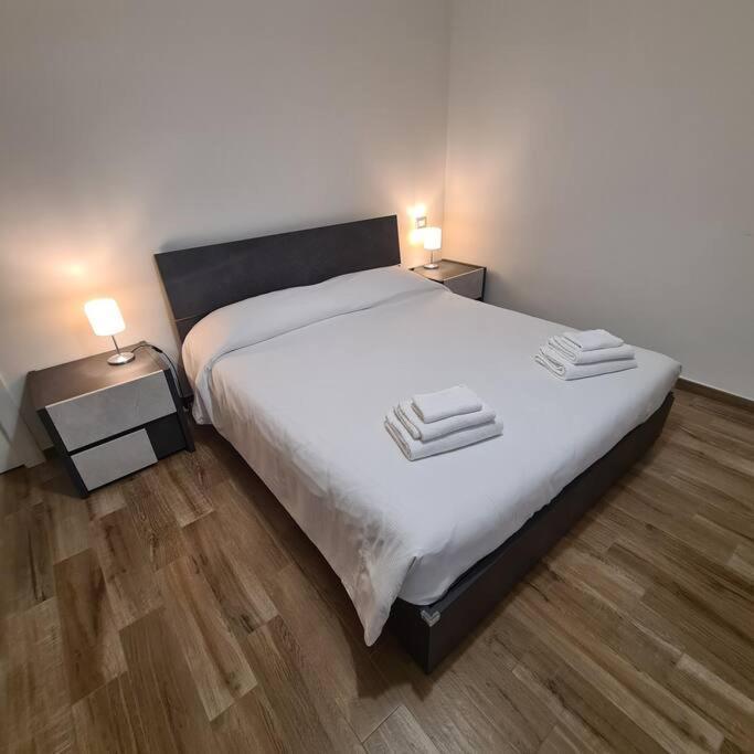 Apartment Garibaldi Pavia Luaran gambar
